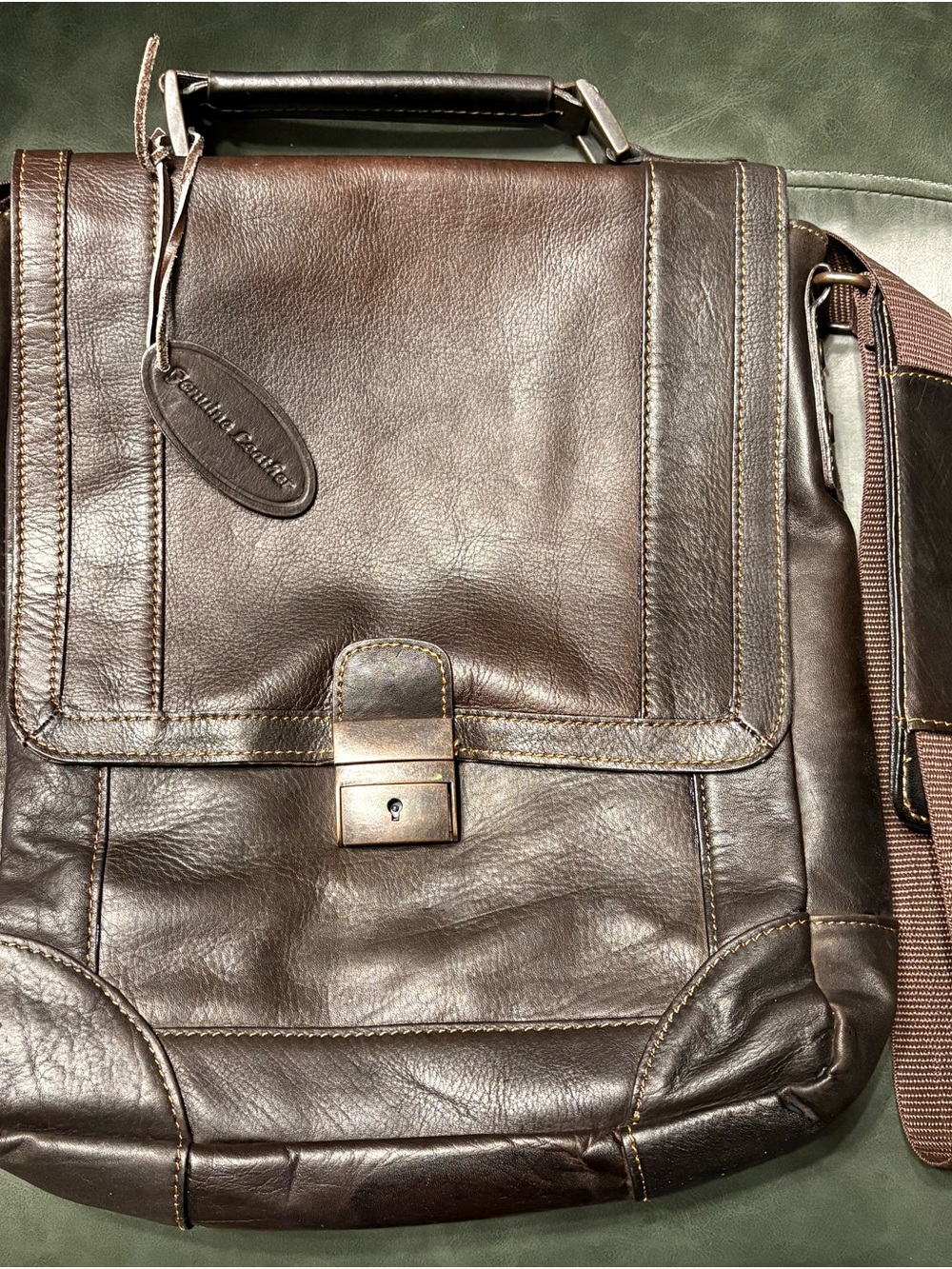Wilson’s Leather Chestnut Brown Leather Men’s Messenger Bag - Professional Carry